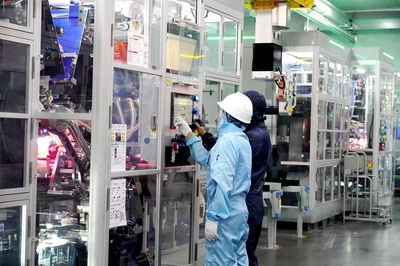 宜昌楚能三號(hào)工廠產(chǎn)品正式量產(chǎn)下線，一期項(xiàng)目全面建成量產(chǎn)